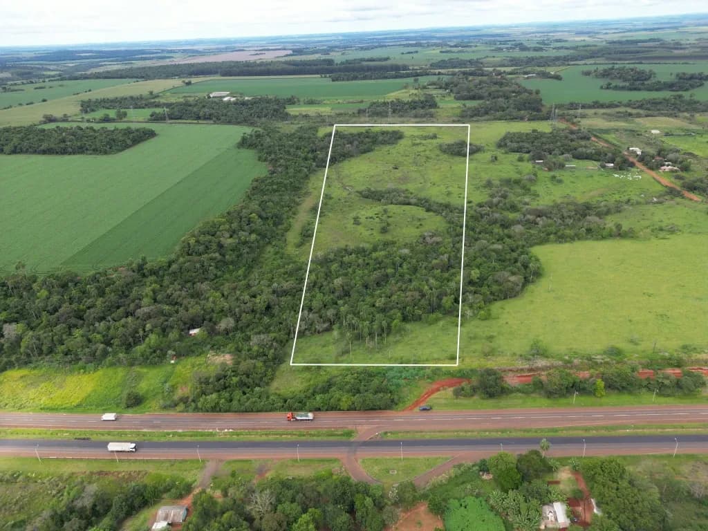 Terreno de 100.000 m² à venda em Yguazú