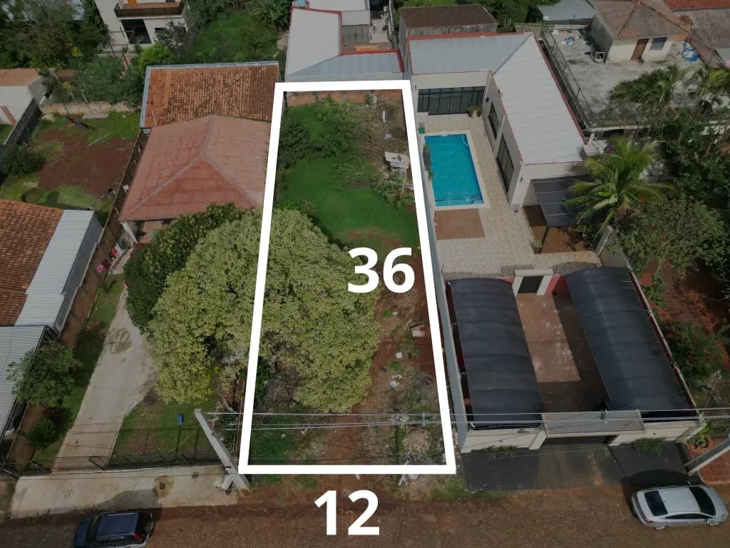 Terreno de 433 m² à venda em Ciudad del Este