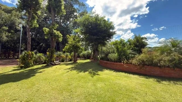 Terreno de 100.000 m² à venda em Hernandarias
