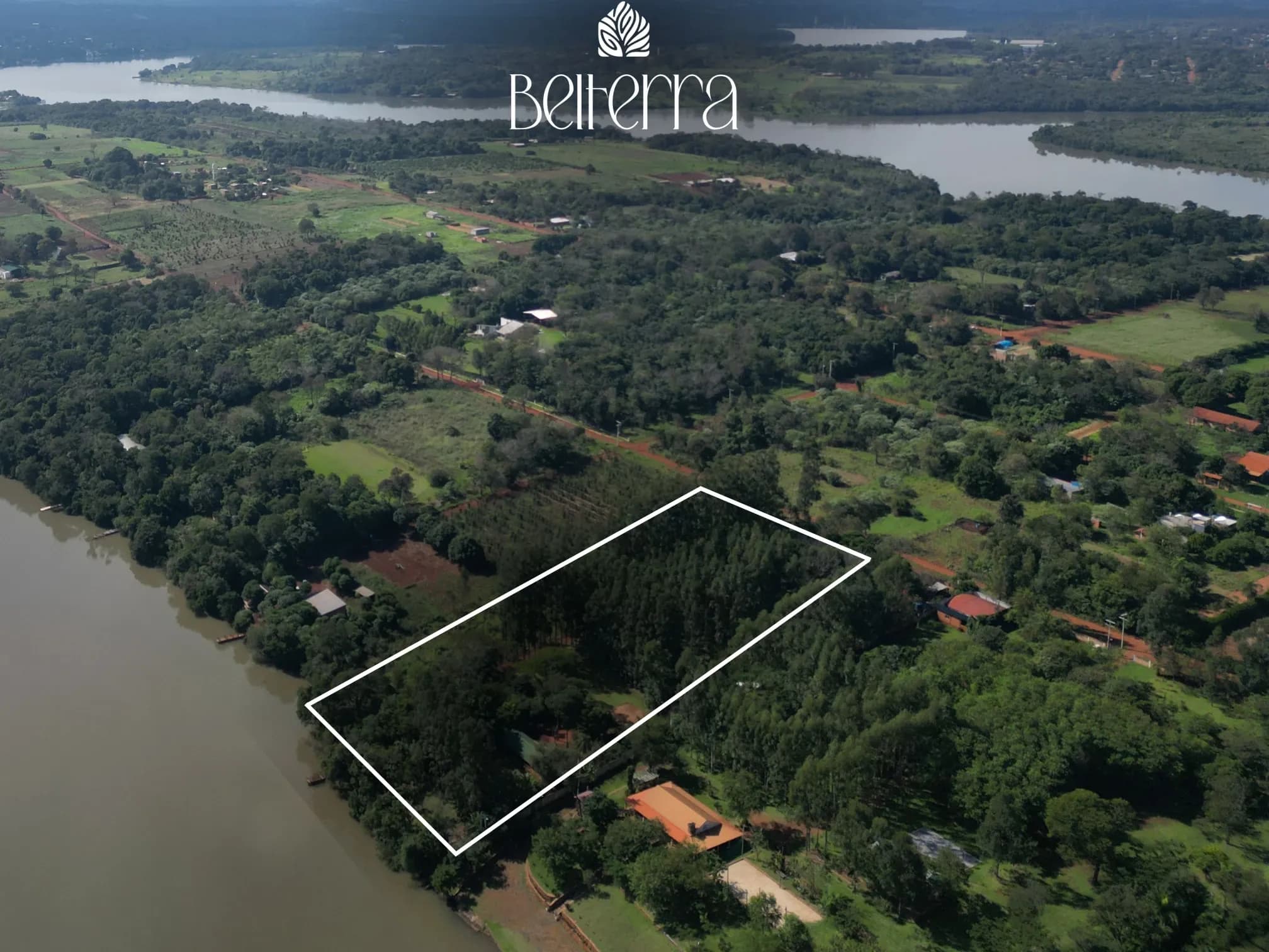 Terreno de 10.000 m² à venda em Hernandarias